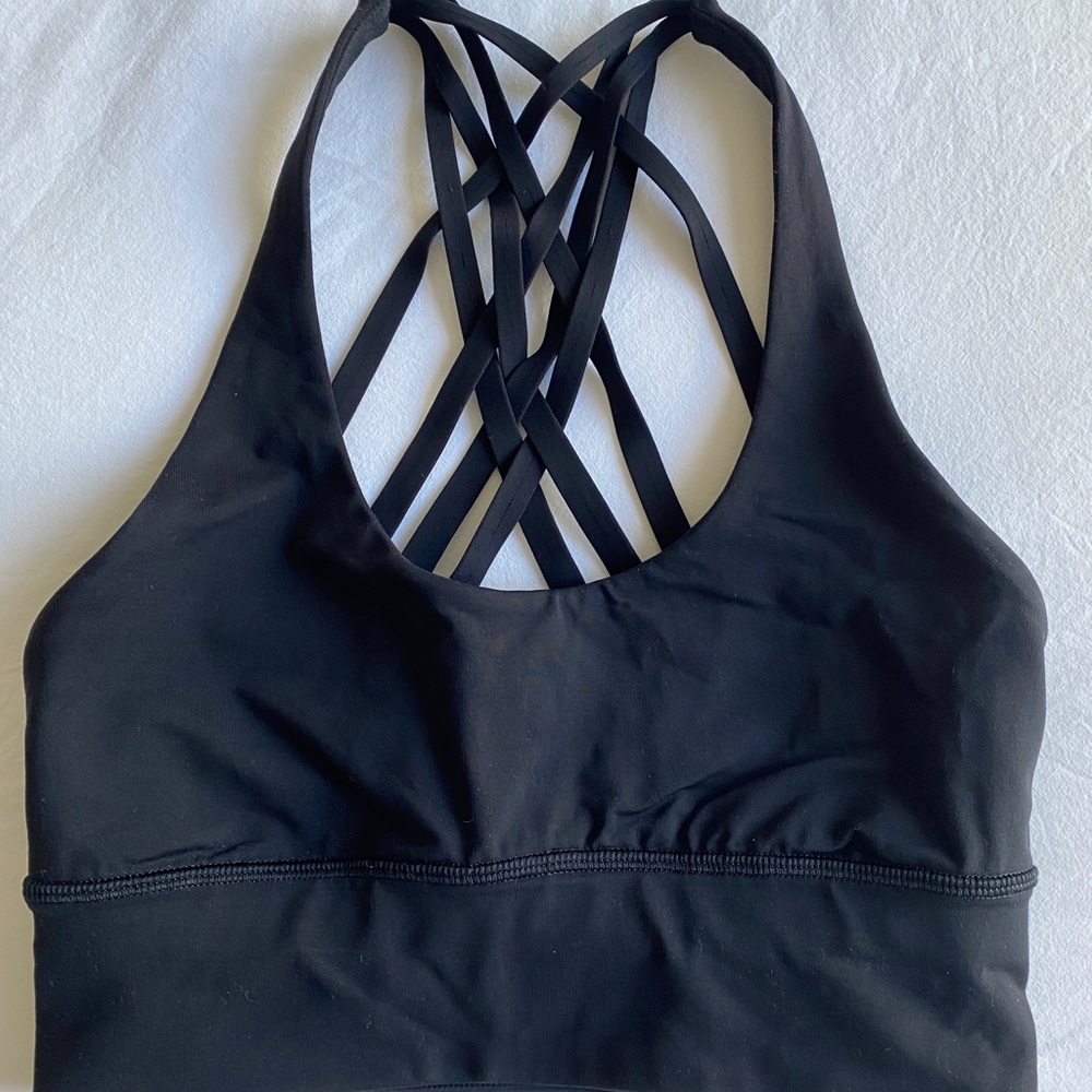 Lululemon Free To Be Moved Bra